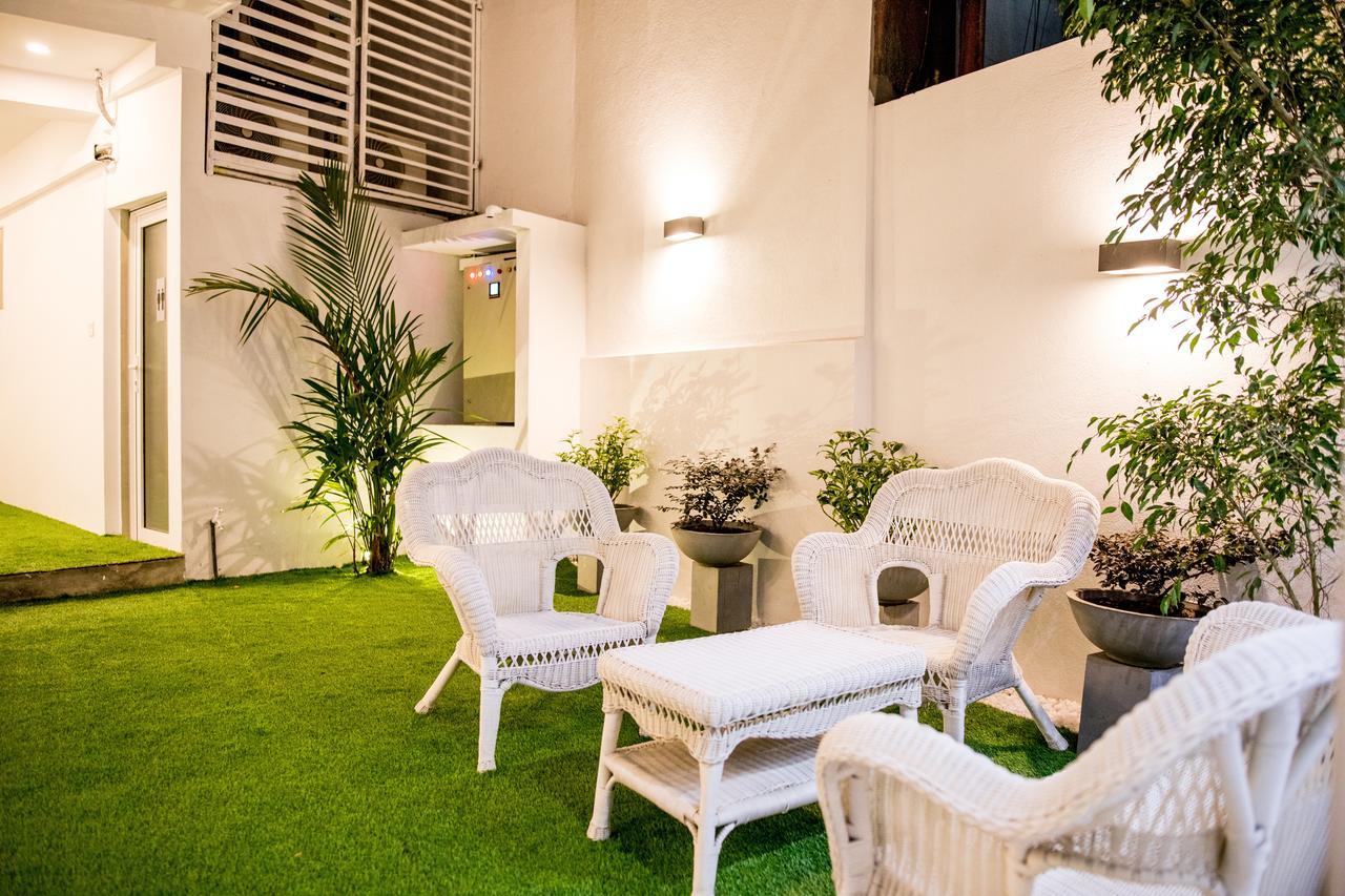 Venue Colombo Hotel Bagian luar foto