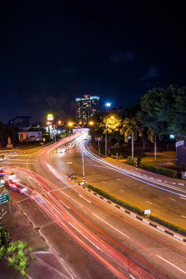 Venue Colombo Hotel Bagian luar foto